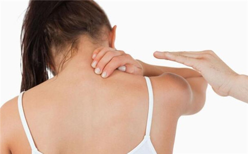 肩周炎有哪些症状 肩周炎怎么治疗 如何预防肩周炎